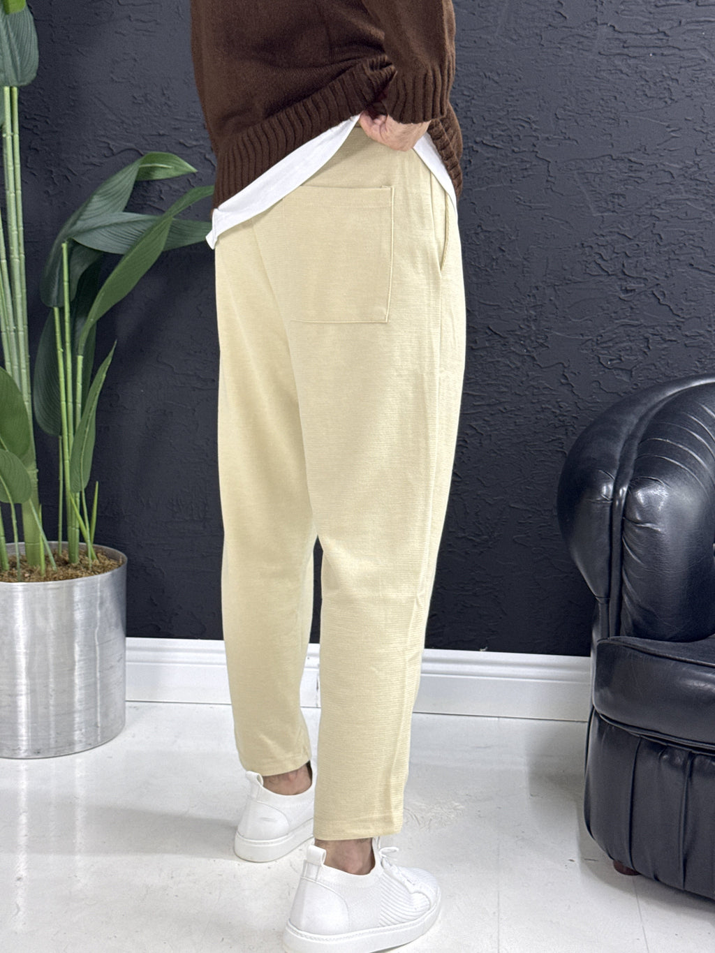 Temiz üç iplik boyfriend kesim çıma detaylı eşofman pantolon