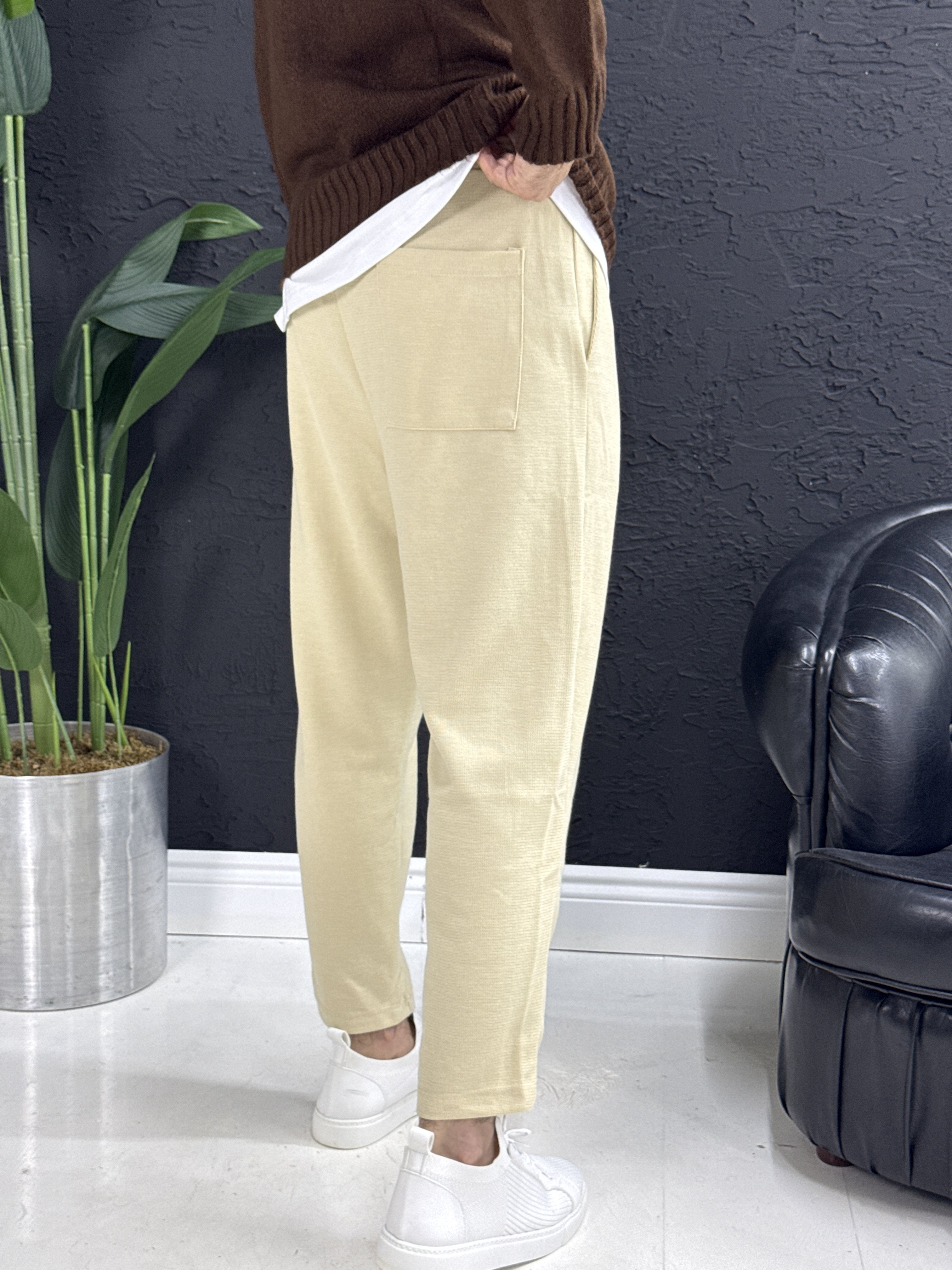 Temiz üç iplik boyfriend kesim çıma detaylı eşofman pantolon