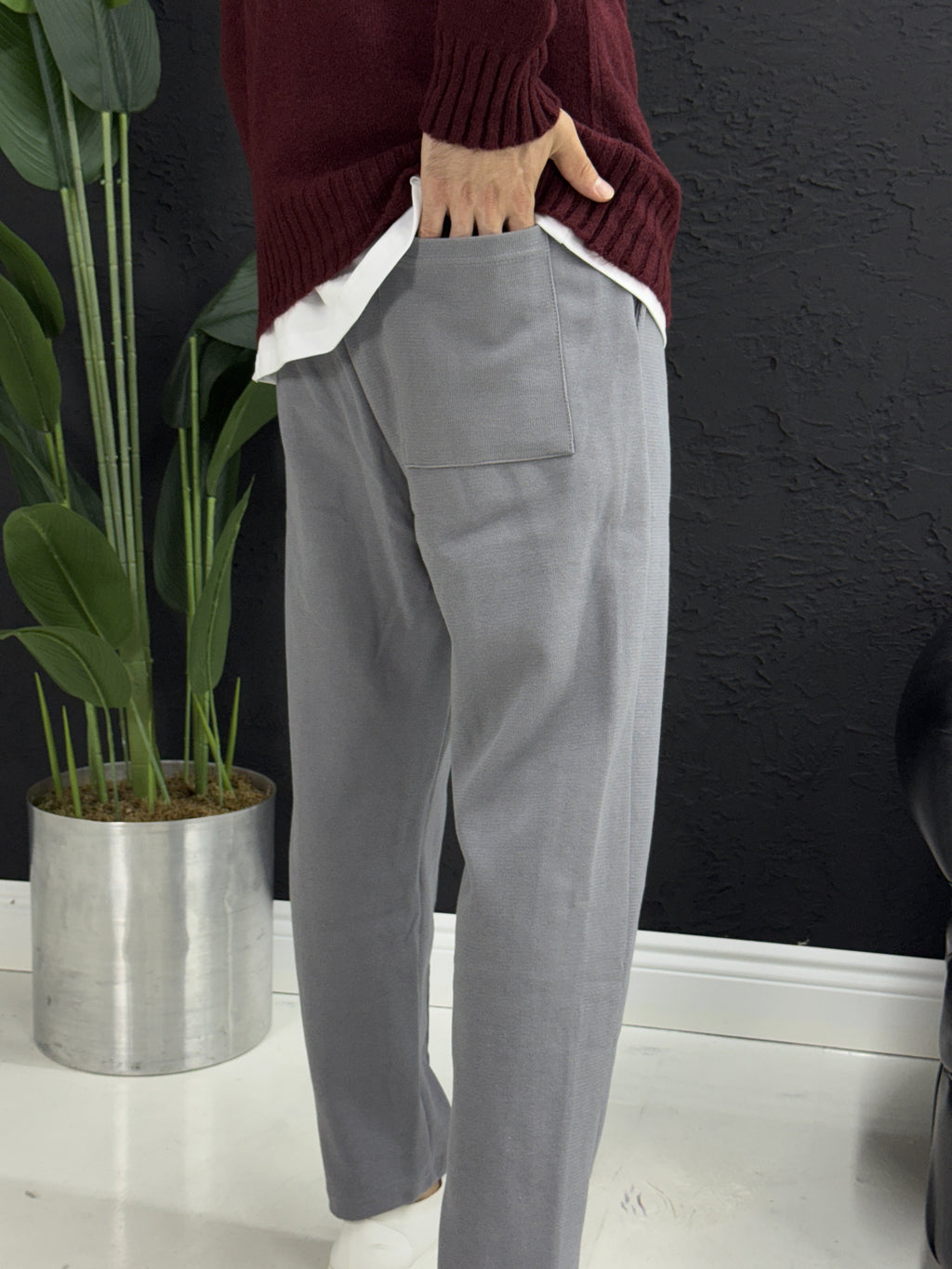 Temiz üç iplik boyfriend kesim çıma detaylı eşofman pantolon