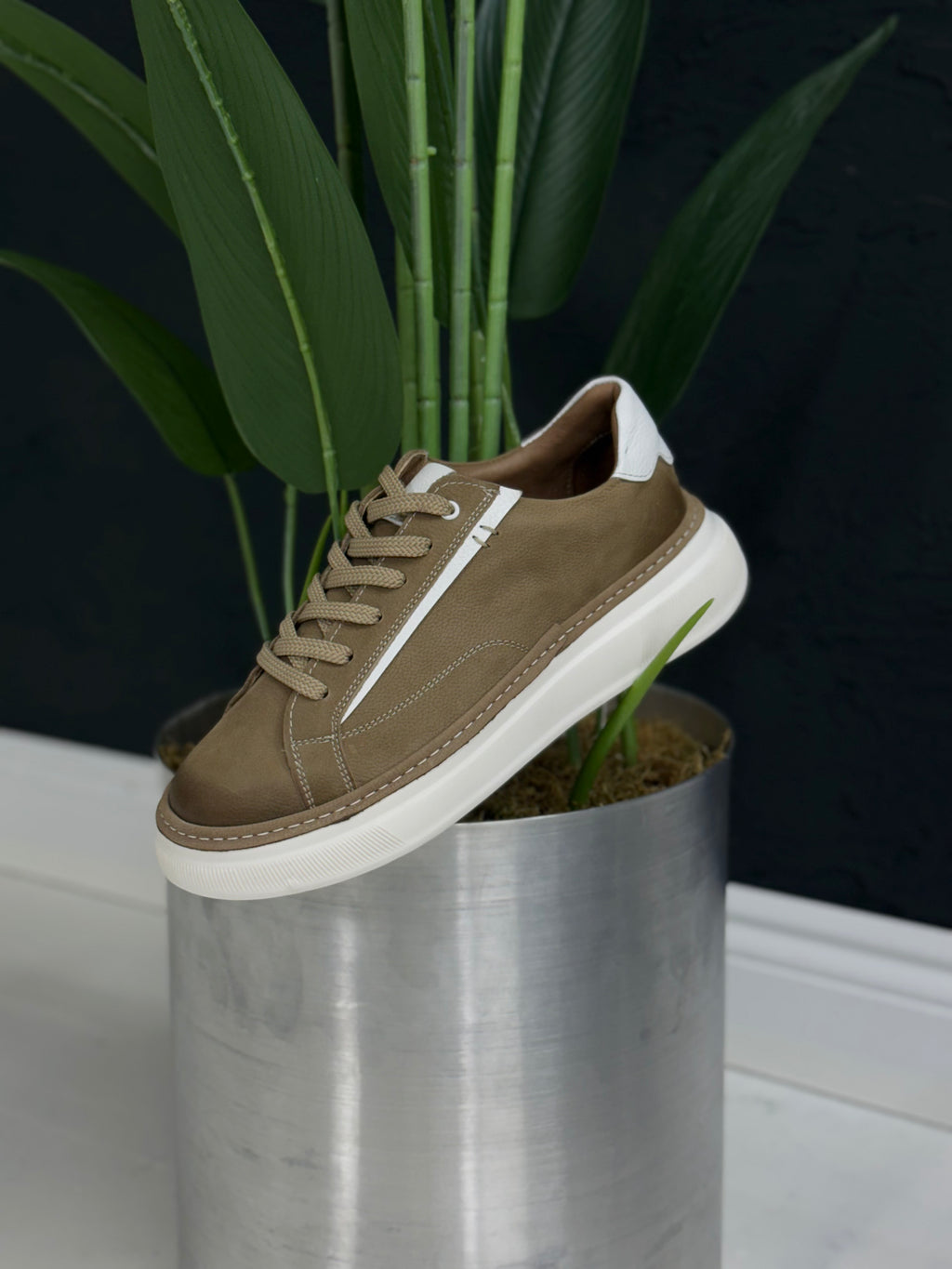 Bağcık detayı Gerçek hakiki deri spor ayakkabı