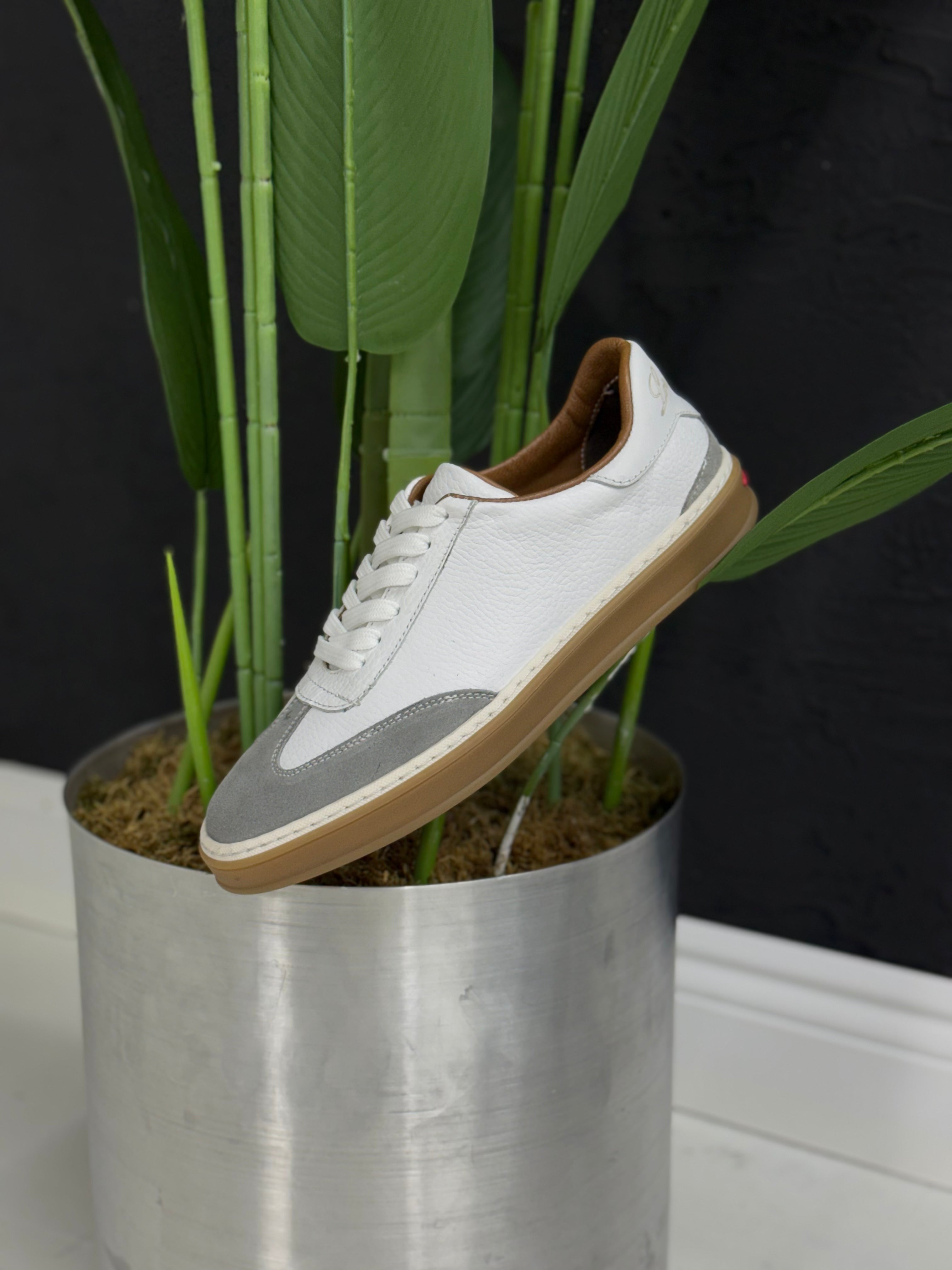 Bağcık detayı Gerçek hakiki deri spor ayakkabı