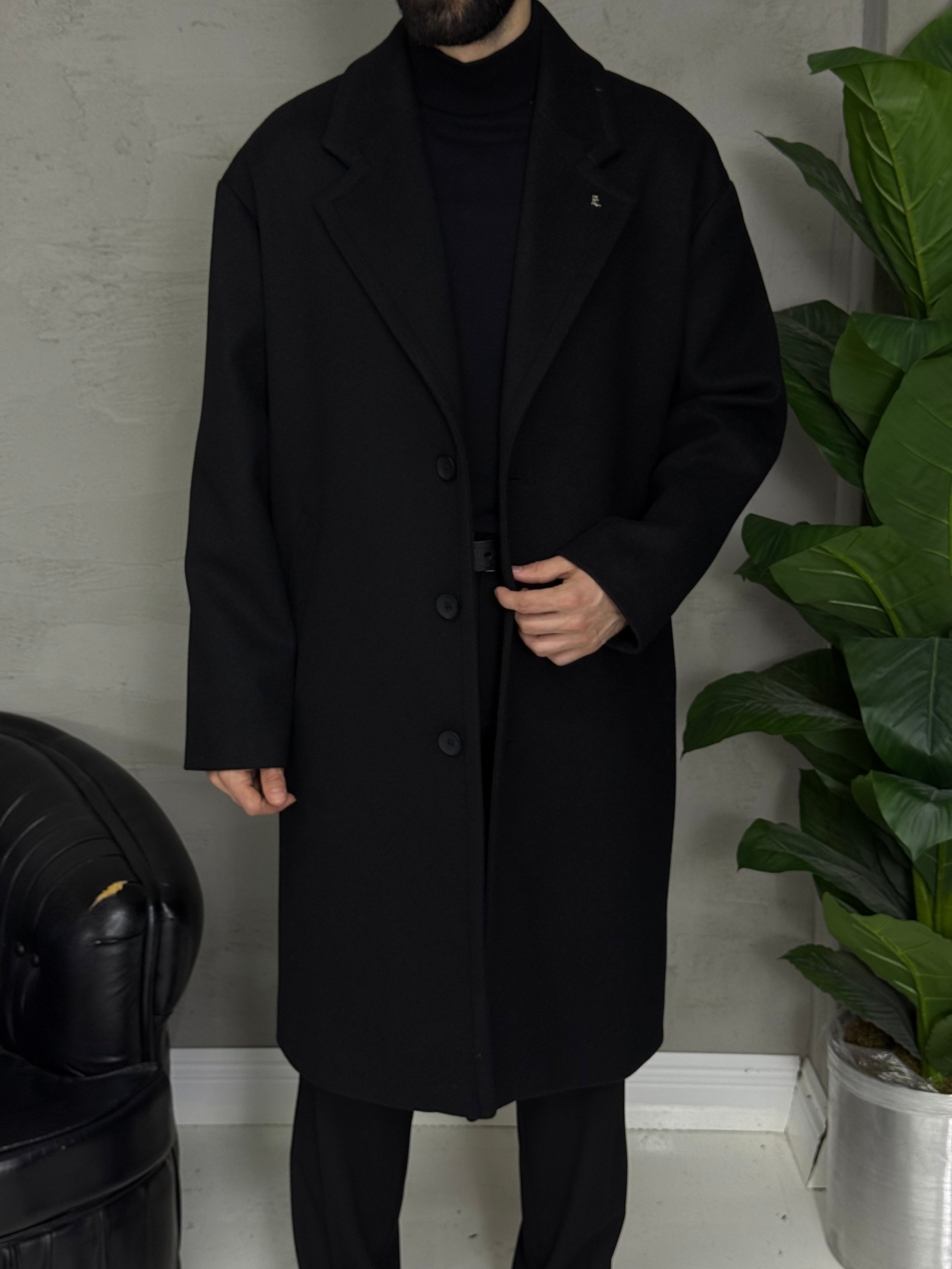 Dökümlü kaşe kaban üç düğmeli geniş yaka içi tamamen astarlı