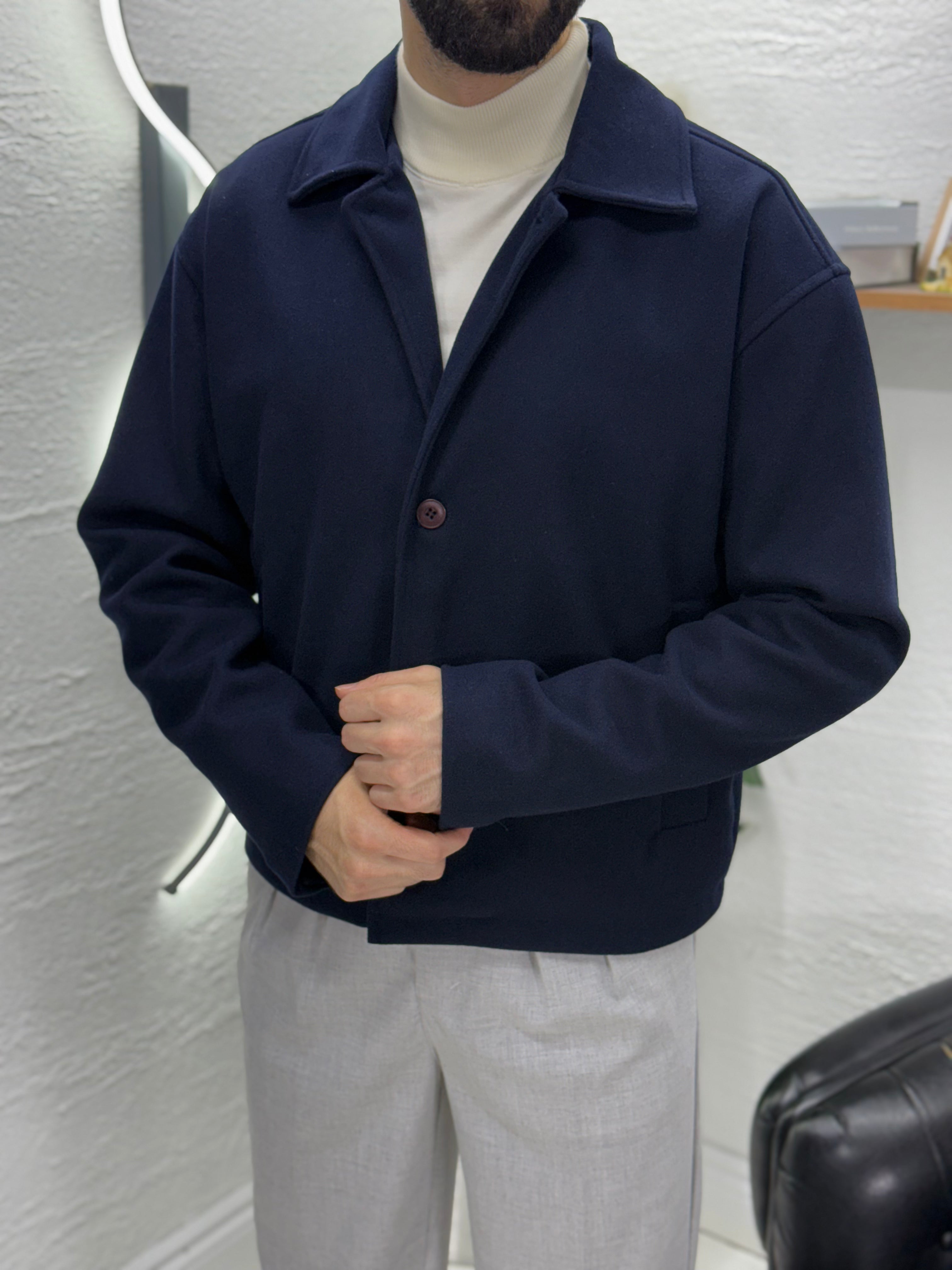 Polo yaka kısa Kaşı ceket düğmeli içi tamamen astarlı